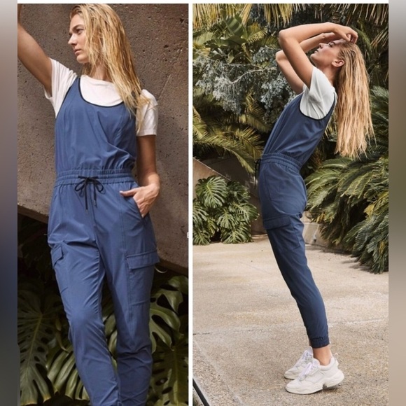Athleta Featherweight Stretch Cargo Jumpsuit – NWOT, Small, Blue, Sold Out - Picture 1 of 6